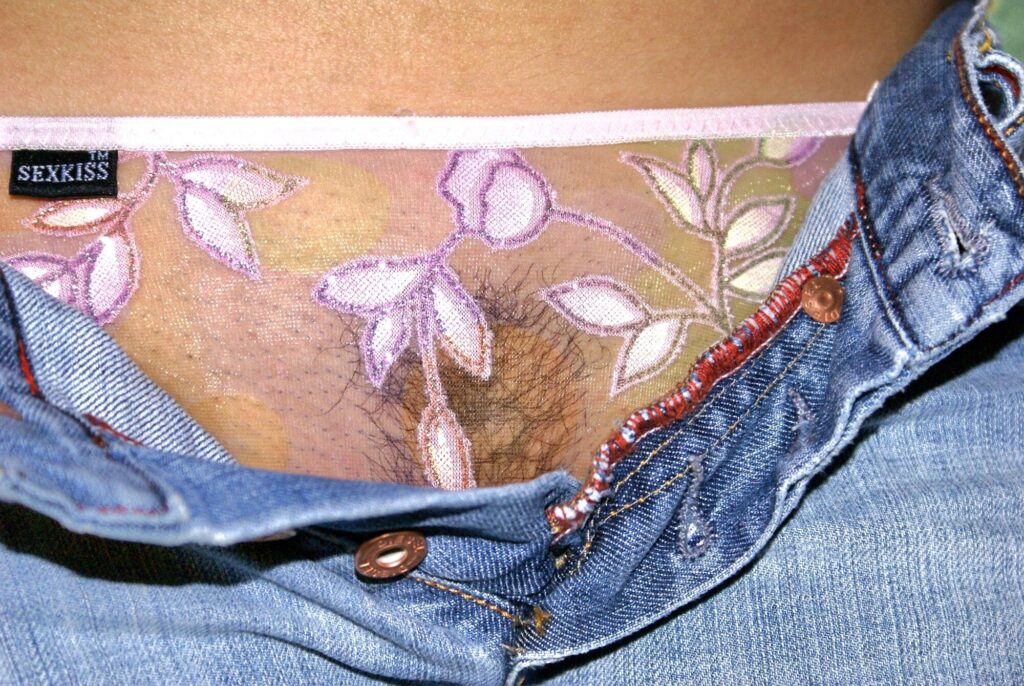 Teen Partage Des Photos De Sexe Anal (Pornpics) 1 Play with us 3